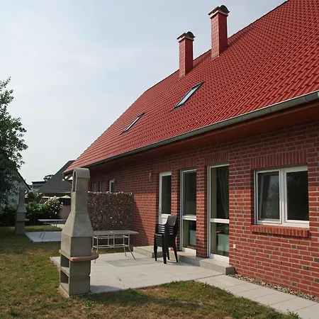 Feriehus Idyllisches Mit Ueberdachter Terrasse, Cleaning Included